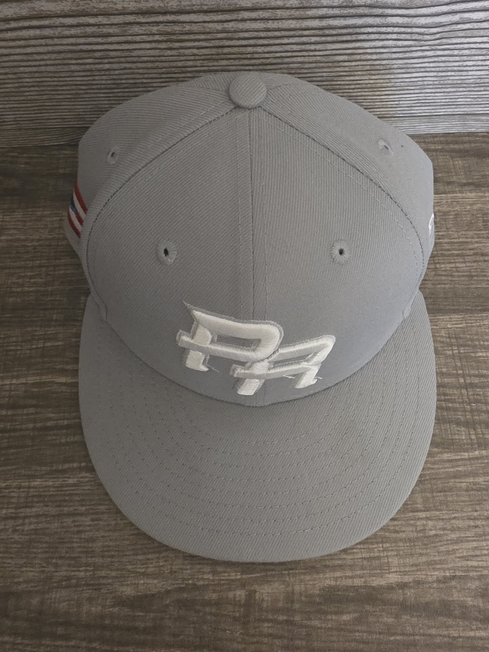 New Era Gray PUERTO RICO WBC 59FIFTY Fitted Cap. Size 8.